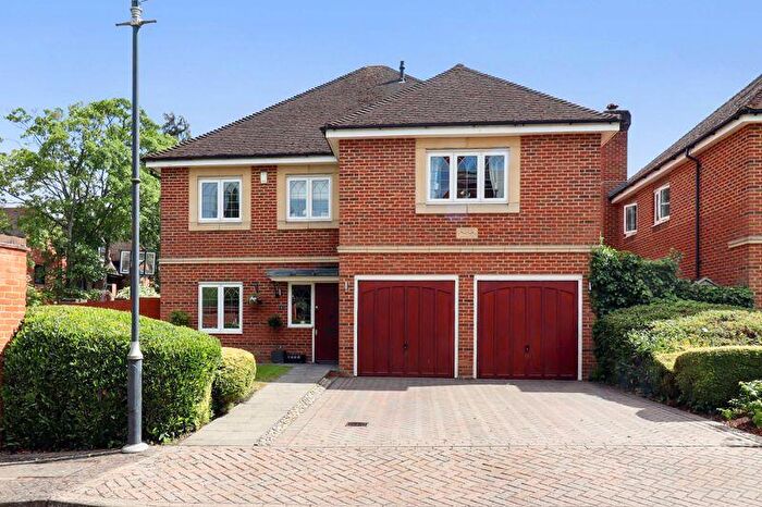 5 Bedroom Detached House For Sale In Steeple Point, Ascot, SL5