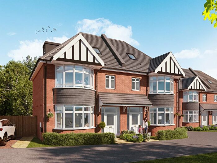 4 Bedroom Semi-Detached House For Sale In Newbury Mews, Wessex Close, Ilford, IG3