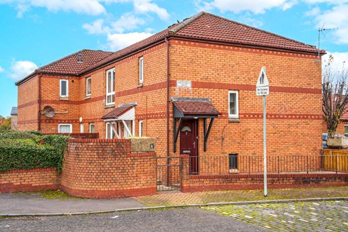 2 Bedroom Flat To Rent In Dalmarnock Court, Dalmarnock, Glasgow, G40