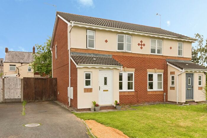 3 Bedroom Semi Detached House For Sale In Firtree Close, Winsford, CW7