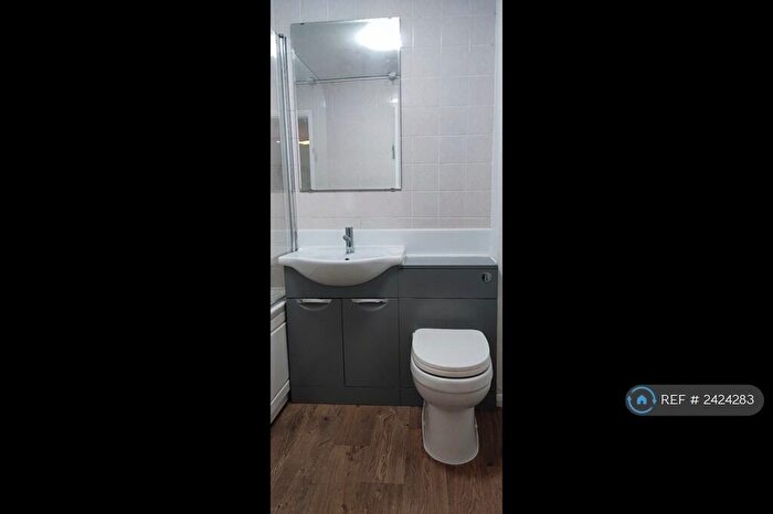 1 Bedroom Flat To Rent In Shorwell Court, Purfleet, RM19