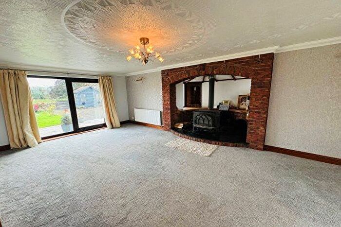 6 Bedroom Property To Rent In Station Road, Carmarthen, SA32