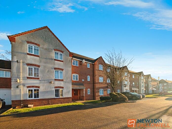 2 Bedroom Flat To Rent In Walker Road, Blakenall Heath, WS3