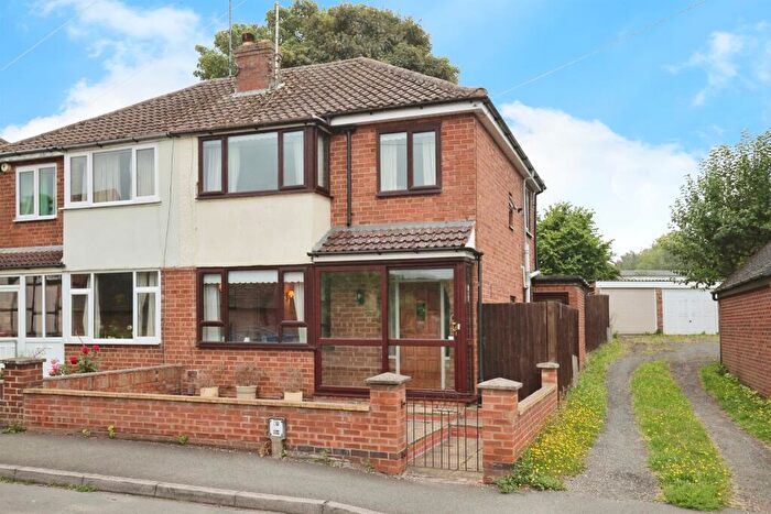 3 Bedroom Semi-Detached House For Sale In New Street, Cubbington, Leamington Spa, CV32