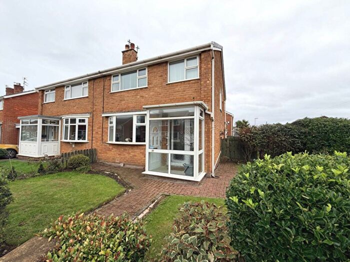 3 Bedroom Semi-Detached House For Sale In Hillcrest Road, Blackpool, FY4