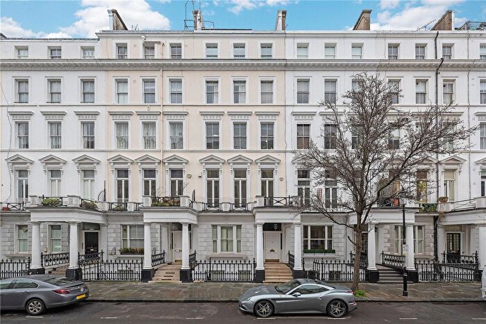 3 Bedroom Flat For Sale In Lexham Gardens, London, W8