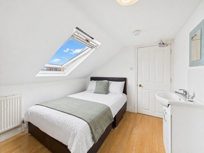 1 Bedroom House To Rent In North Road West, Stonehouse, Plymouth, PL1