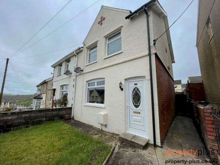 3 Bedroom Semi-Detached House To Rent In Thomas Street, Gilfach Goch - Porth, CF39