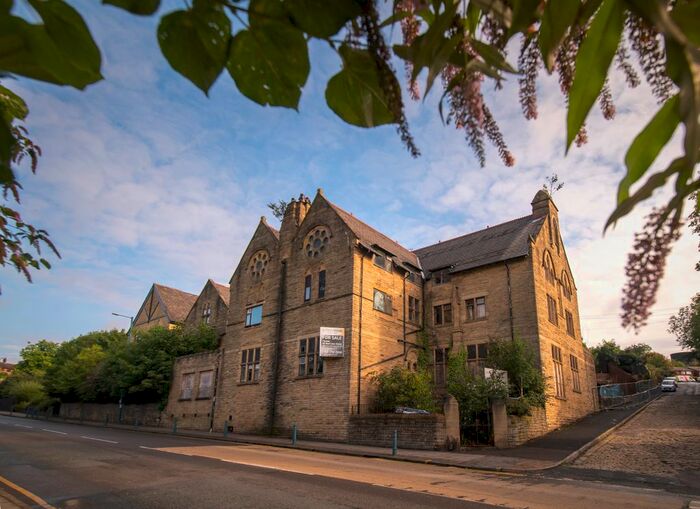 Block Of Flats To Rent In Stamford Street, Stalybridge SK15