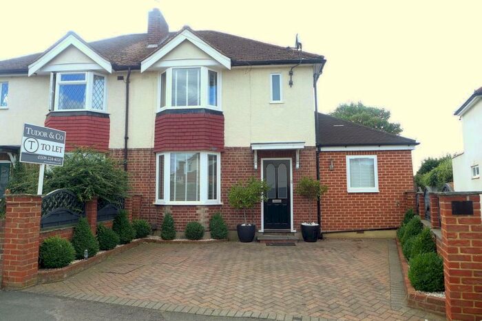 3 Bedroom Semi-Detached House To Rent In The Crescent, West Molesey, KT8