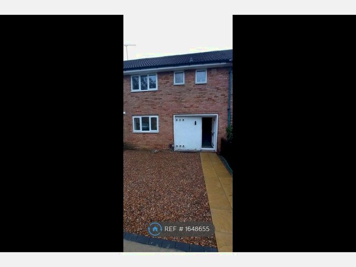 3 Bedroom Terraced House To Rent In Tangham Walk, Basildon, SS14