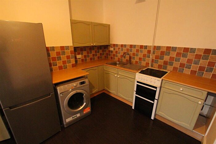 1 Bedroom Flat To Rent In Wellingborough Road, Northampton, NN1