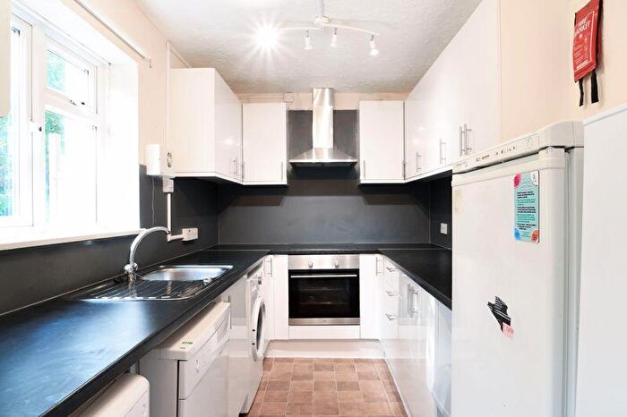 4 Bedroom Semi Detached House To Rent In The Crescent, Brighton, BN2