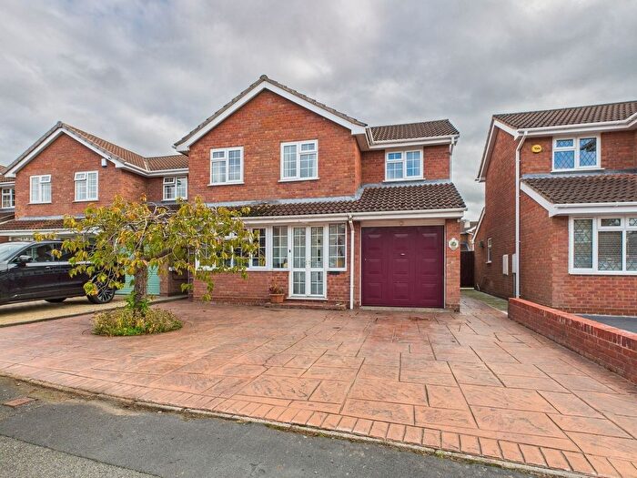 4 Bedroom Detached House For Sale In Forest Road, Market Drayton, Shropshire, TF9