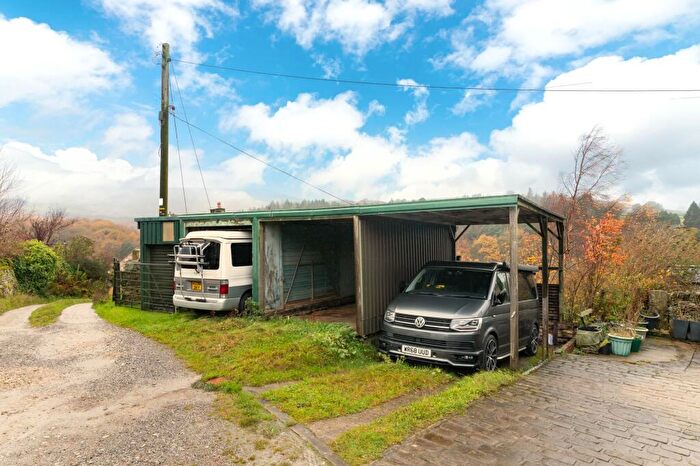 Garage / Parking For Sale In Brownhill Lane, Holmbridge, HD9