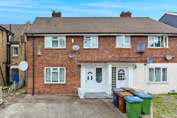 3 Bedroom Semi-Detached House To Rent In Borthwick Road, Maryland, E15