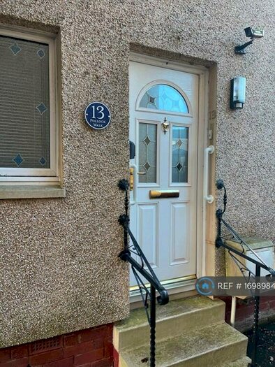 2 Bedroom End Of Terrace House To Rent In Pollock Walk, Dunfermline, KY12