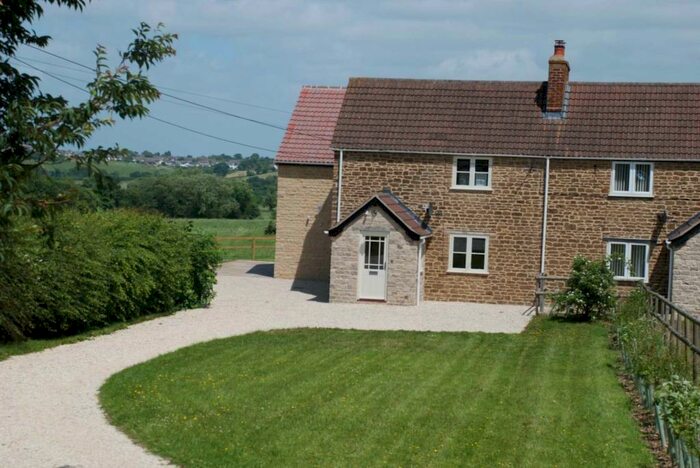 4 Bedroom Semi-Detached House To Rent In Marston Bigot, BA11