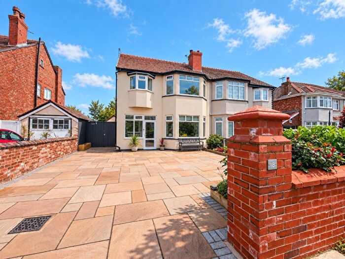 3 Bedroom Semi-Detached House For Sale In Griffiths Drive, Southport, Merseyside, PR9