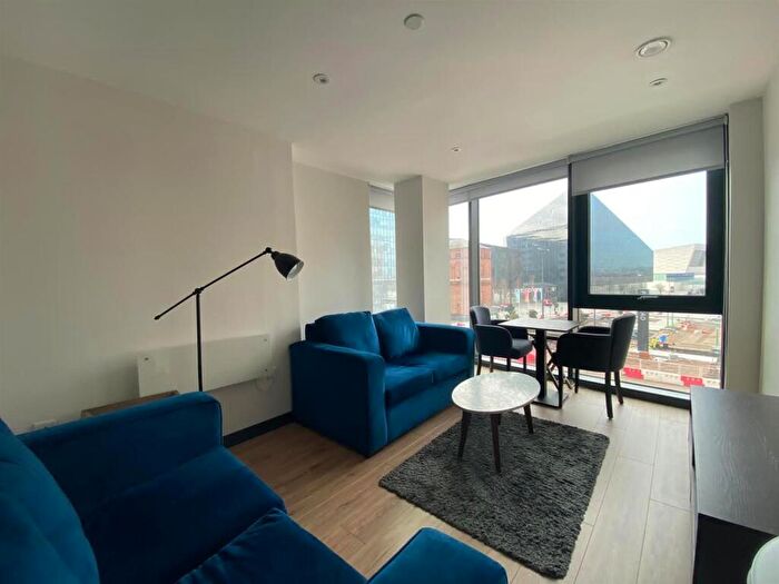 2 Bedroom Apartment To Rent In The Strand, Drury Lane, Liverpool, L2
