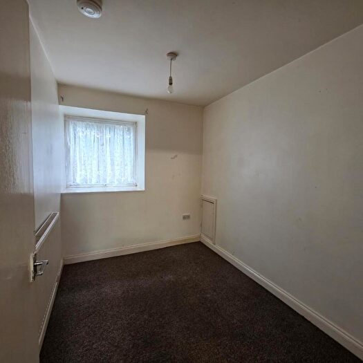 House To Rent In Pant Yr Heol, Neath, SA11