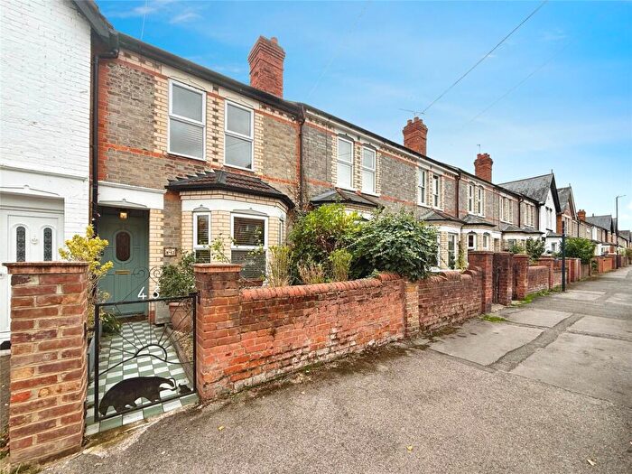 3 Bedroom Terraced House For Sale In Clare Road, Maidenhead, Berkshire, SL6