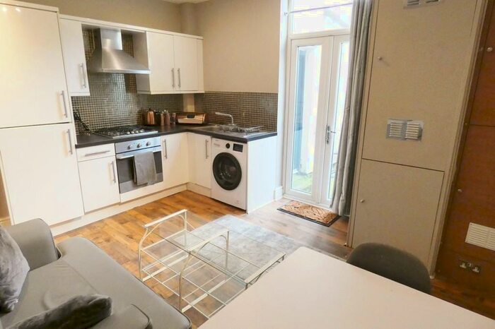 1 Bedroom Apartment To Rent In East View Terrace, Deepdale, Preston, PR1