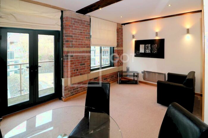 3 Bedroom Apartment To Rent In Masons Mill, Salts Mill Road, BD17