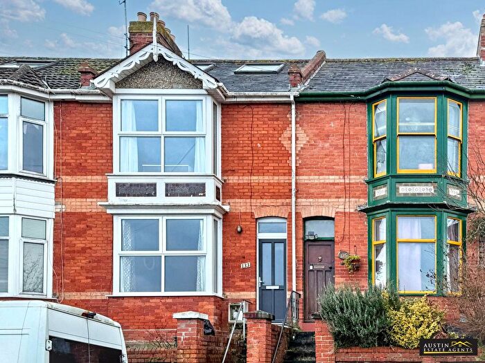 2 Bedroom Terraced House For Sale In Chickerell Road, Weymouth, DT4