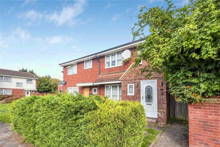 3 Bedroom Semi-Detached House To Rent In Lent Green Lane, Burnham, Slough, SL1