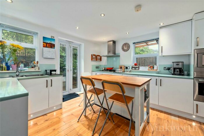 4 Bedroom Semi-Detached House To Rent In Holbeck Row, Southwark, London, SE15