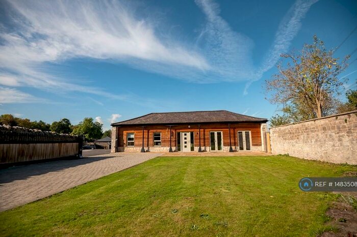 4 Bedroom Detached House To Rent In Fernhill Court, Almondsbury, Bristol, BS32