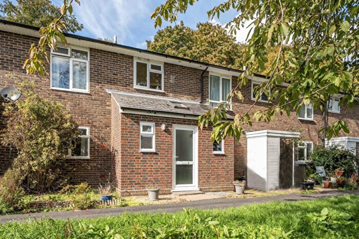 3 Bedroom Terraced House For Sale In Coney Green, Winchester, SO23