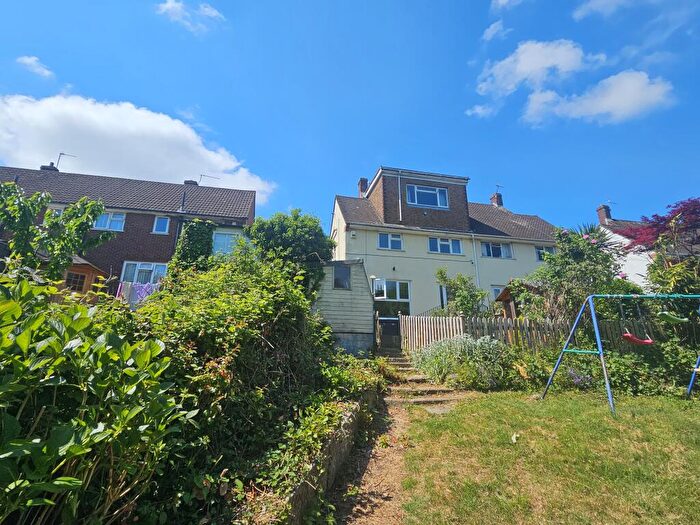 4 Bedroom Semi-Detached House To Rent In Willington Street, Maidstone, ME15