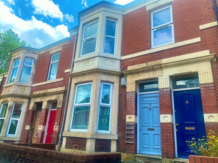 3 Bedroom Flat To Rent In Wolseley Gardens, Jesmond Vale, Newcastle Upon Tyne, NE2