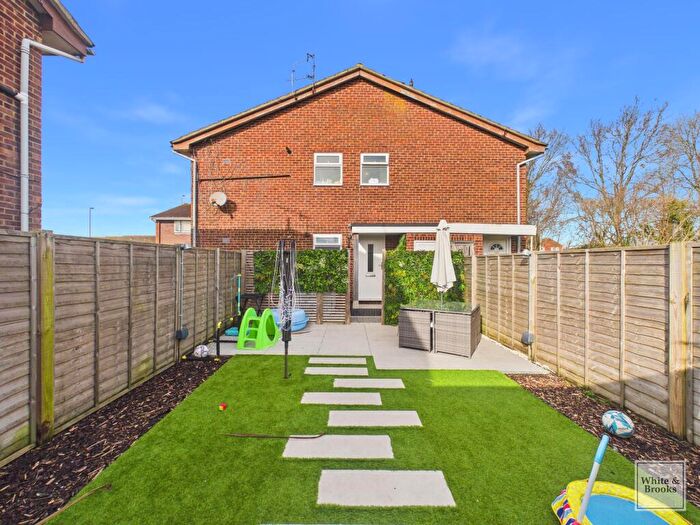 2 Bedroom Flat For Sale In Markfield, Bognor Regis, PO22