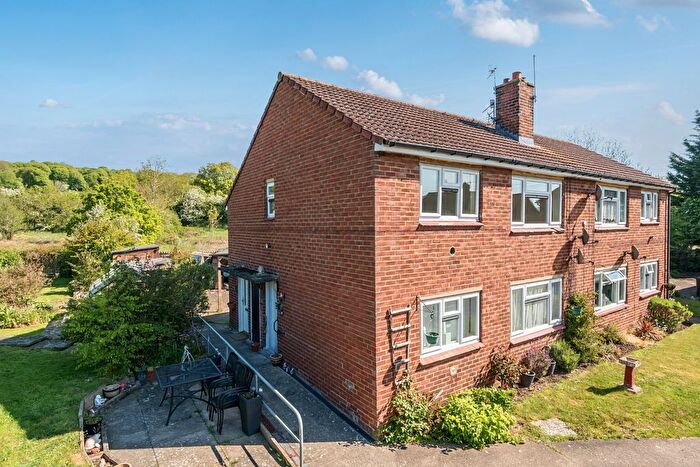 1 Bedroom Flat For Sale In Meagill Rise, Otley, West Yorkshire, LS21