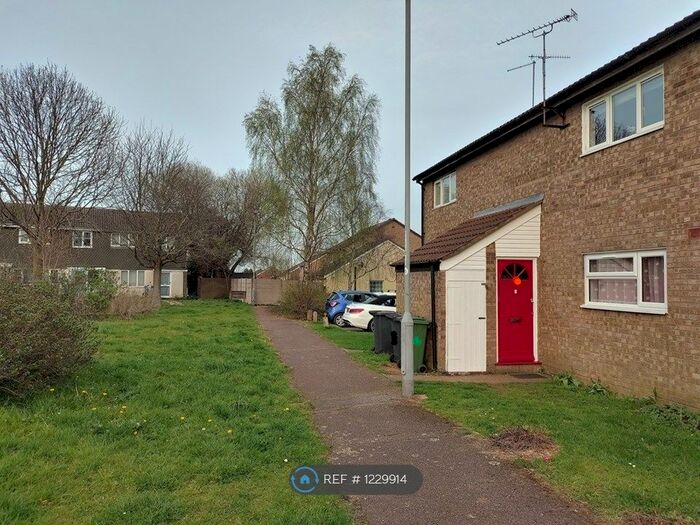 1 Bedroom Maisonette To Rent In Repton Close, Luton, LU3