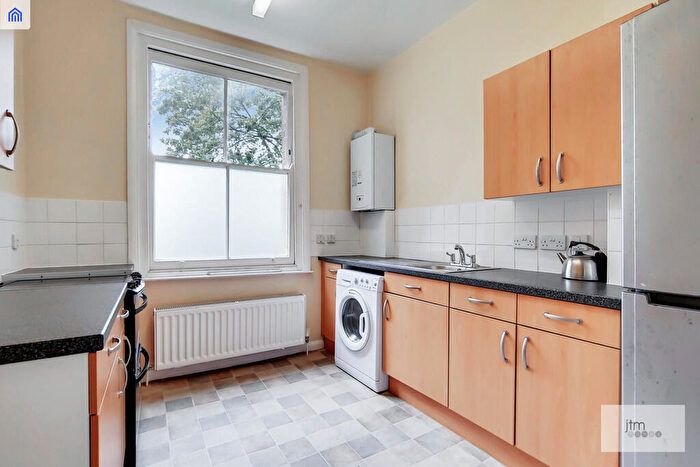 1 Bedroom Apartment To Rent In Lidyard Road, N19