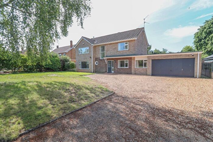 4 Bedroom Detached House To Rent In Gayton Road, King's Lynn, Norfolk, PE30