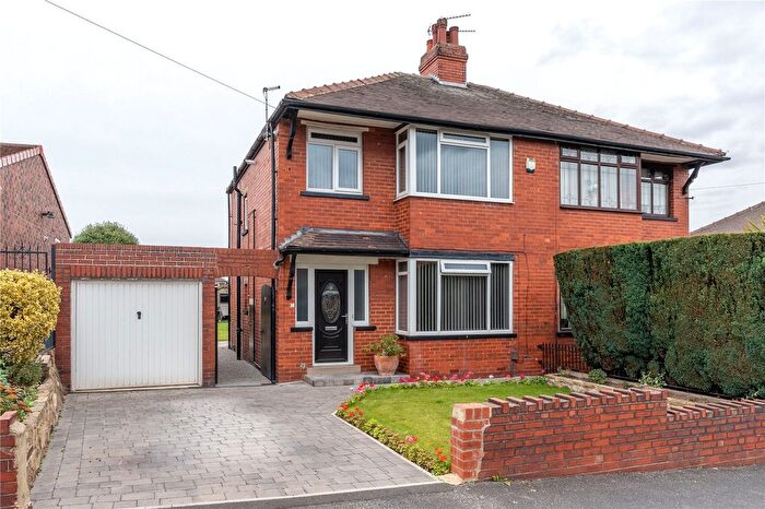 3 Bedroom Semi-detached House For Sale In Lynwood Rise, Lower Wortley, Leeds, LS12