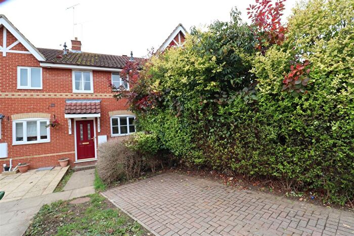 2 Bedroom Terraced House To Rent In Keeble Way, Braintree, CM7