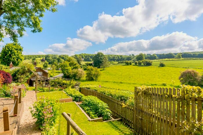 4 Bedroom Detached House For Sale In East Meon, Petersfield, Hampshire, GU32