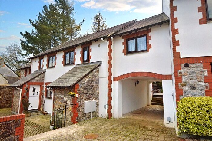 3 Bedroom Semi-Detached House For Sale In Kingcome Court, Fore Street, Buckfastleigh, Devon, TQ11