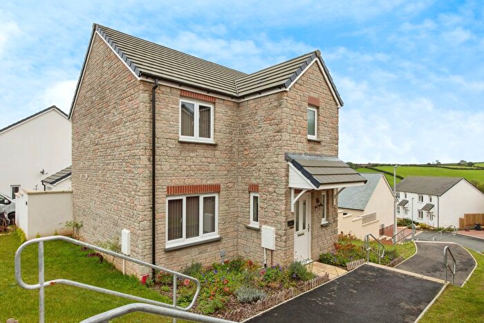 4 Bedroom Detached House For Sale In Carina Close, Liskeard, Cornwall, PL14