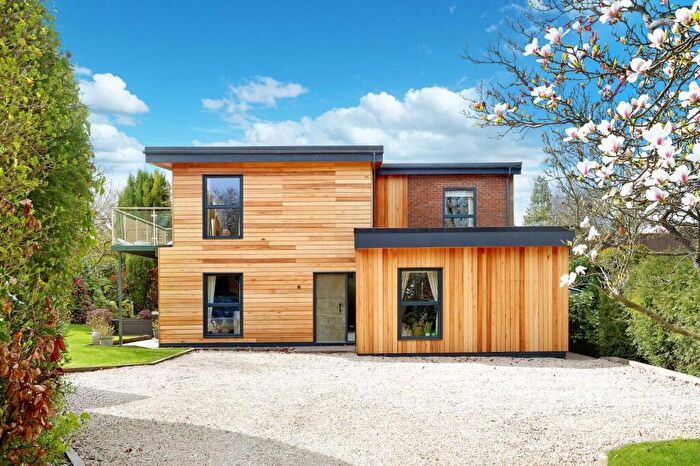 5 Bedroom Detached House For Sale In Elm Road, Penn, High Wycombe, Buckinghamshire, HP10