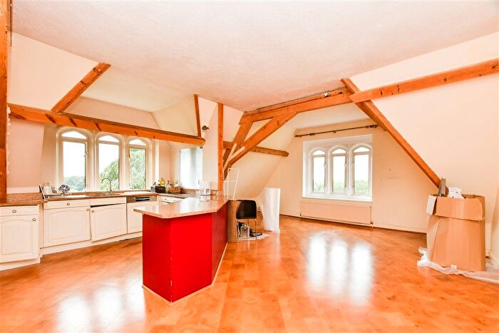 2 Bedroom Flat For Sale In Grenehurst Park, Capel, Dorking, Surrey, RH5