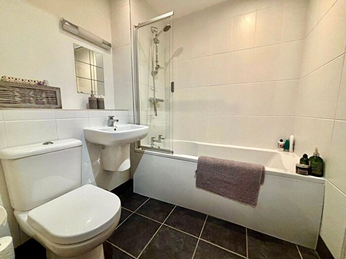 1 Bedroom Flat For Sale In George Street, Birmingham, B3