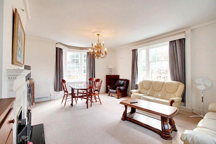 2 Bedroom End Of Terrace House To Rent In Cherry Garden Avenue, Folkestone, CT19