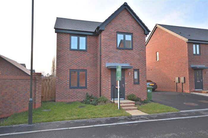 4 Bedroom Detached House To Rent In Bridgeman Drive, Derby, DE22